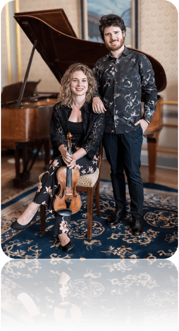 Une image contenant personne, habits, chaussures, Visage humain
Le contenu généré par l’IA peut être incorrect.