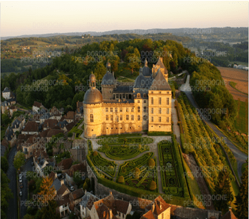 Une image contenant arbre, b&acirc;timent, plein air, maison

Le contenu g&eacute;n&eacute;r&eacute; par l&rsquo;IA peut &ecirc;tre incorrect.